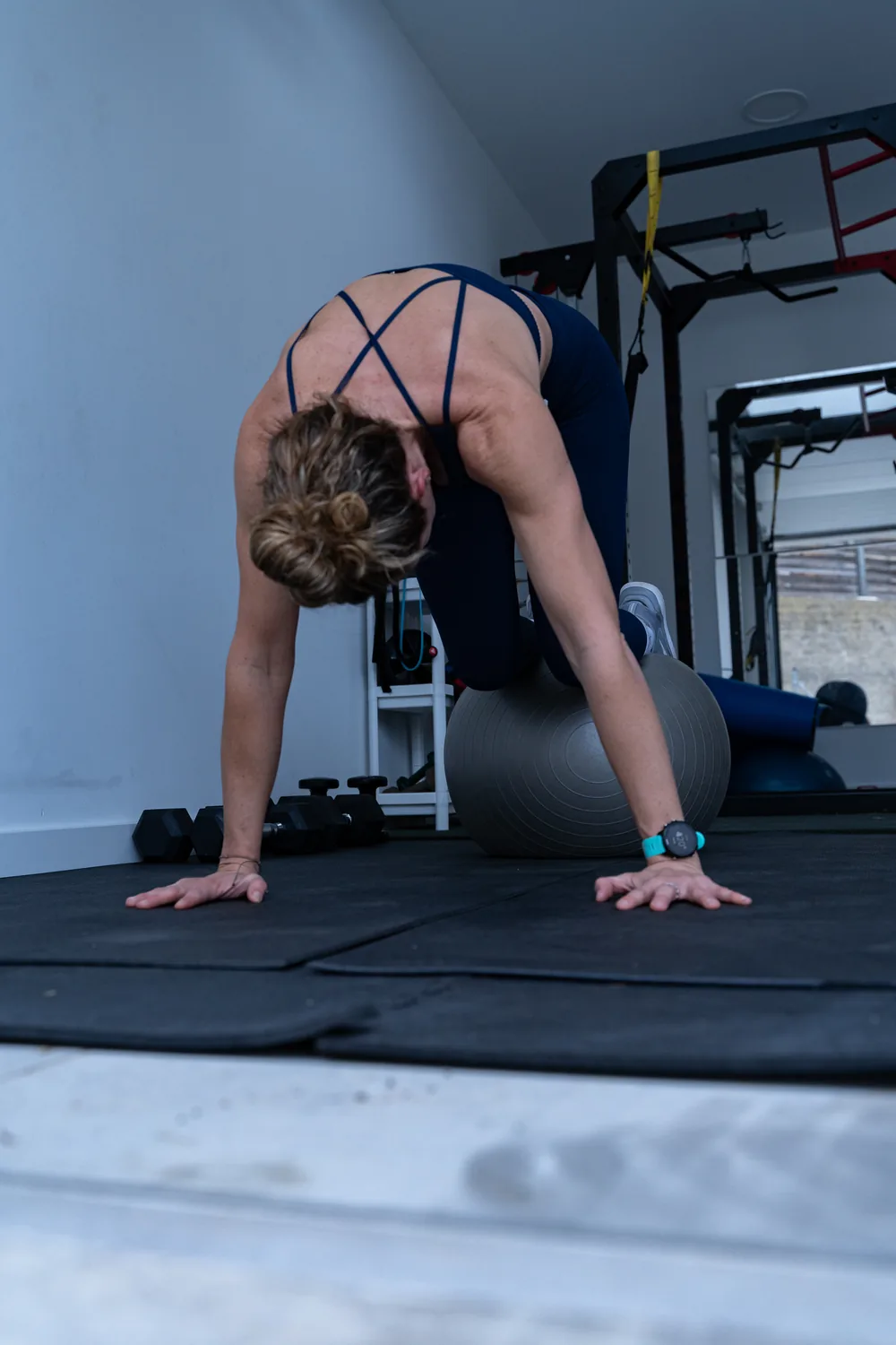 crossfit-fitball-plancha-lateral